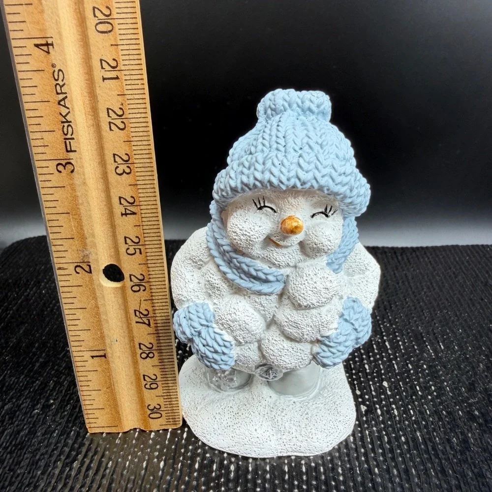 Encore Snow Buddies Snowman Figurine Blue Knit Hat Scarf Mitten Winter Christmas